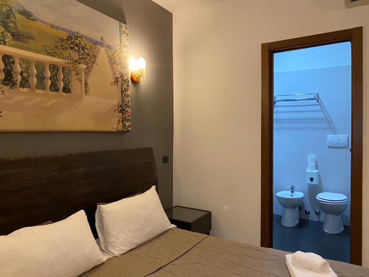 Casa de hóspedes La Luna Romana 2*
