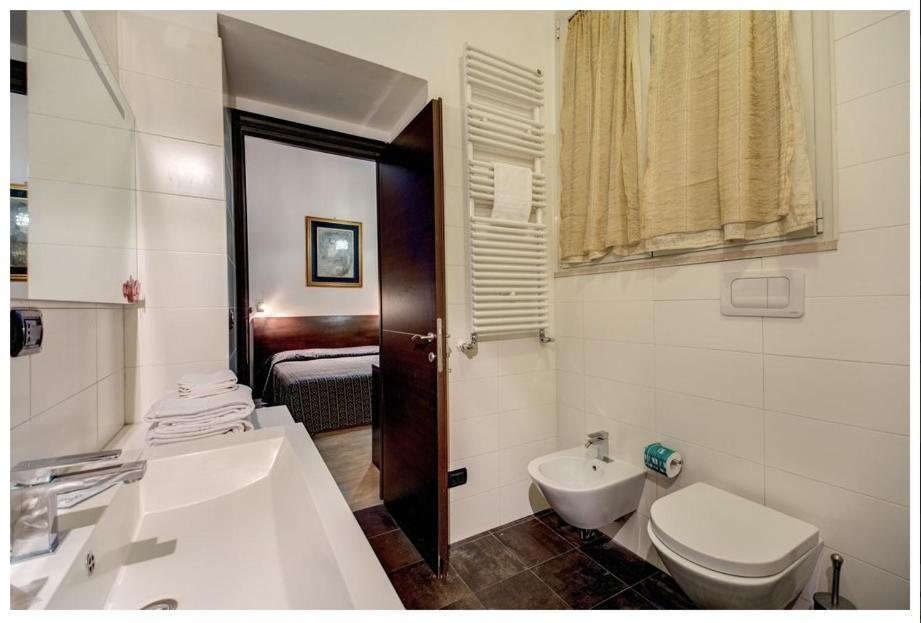Casa de hóspedes La Luna Romana 2*